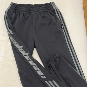 Adidas x Kanye West Calabasas sweatpant Sz M